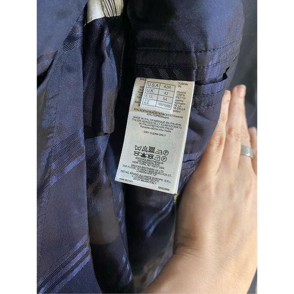 Brooks Brothers Traditional Fit Stretch Wool Two-Button 1818 Navy Blazer, Sz 42 - Picture 9 of 13